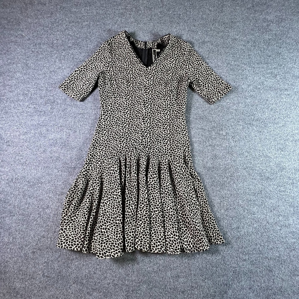 Julian Taylor Womens 6 Black Beige Leopard Print V-Neck Fit & Flare Dress